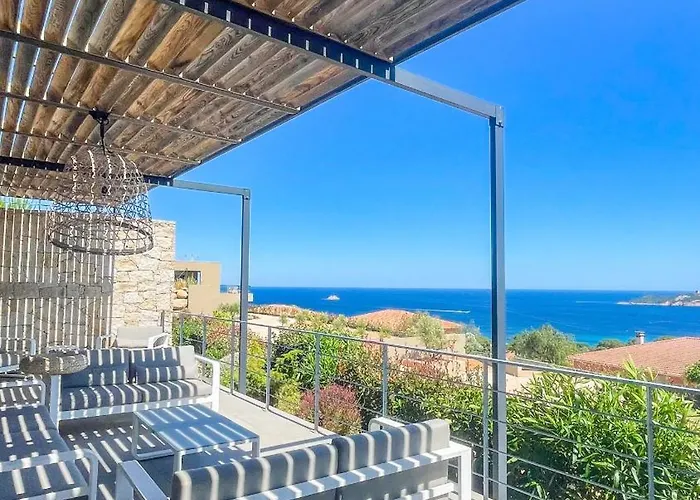 Caramontinu * 圣塔露西港口